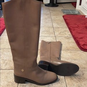 Tory Burch Boots
